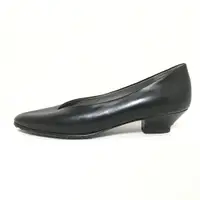 在飛比找蝦皮購物優惠-二手 Yves Saint Laurent 跟鞋 皮革 黑色