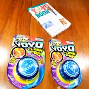 4x6.5 (2) NEW JA-RU #797 Light-Up Yo-Yo+BOOK Flash Super Bright Light Blue Ball