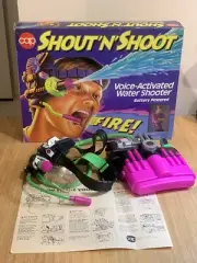 NEW 100% Complete Vintage SHOUT 'N SHOOT Water Gun Blaster 1993 CAP Headset