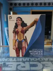 Dc Collectibles Wonder Woman The Art Of War - Jill Thompson Art Cold Cast