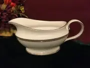 Lenox PEARLESCENCE PLATINUM Sauce Boat NEW with tags USA 1stQ white platinum