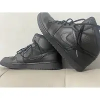 在飛比找蝦皮購物優惠-Jordan 1代全黑 US9.5