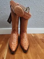 Ostrich Pointed Toe Boots Size 6 With Belt Size 40 Bota De Vaquero Con Cinto