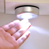 在飛比找松果購物優惠-三LED觸摸拍拍燈 隨處可貼 廚房牆壁壁燈 應急小夜燈 (2