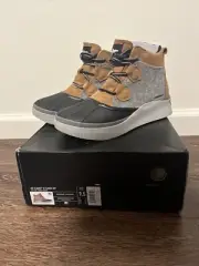 Sorel Women's Out N About IV Classic Waterproof Boot - Taffy/Dove NWB Size 9.5