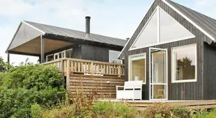 Cozy Holiday Home in Aabenraa near Sea