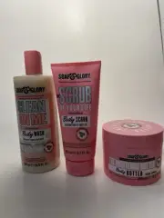 Soap & Glory Set Full Size Rose & Bergamot Smotthing Scrub Body Butter Body Wash