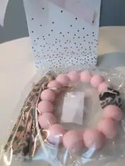 SILICONE PINK BEADED BRACELET TASSEL KEYCHAIN CHEETAH PATTERN W/GIFT BAG
