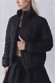 Decjuba D LUXE LIGHTWEIGHT PUFFER Size M $139.95