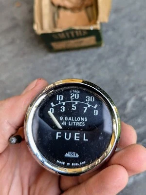 Sunbeam Alpine Series 1 & 2 - NOS Fuel Gauge Smiths Jaeger FG2331/03