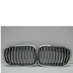 阿寶豬鼻子BMW E46 98~00 4門 電電黑 水箱罩