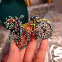 在飛比找Yahoo!奇摩拍賣優惠-vintage中古復古重工奢華彩寶彩鉆自行車花朵可愛胸針胸花