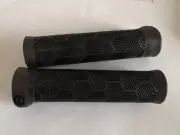 Trek Bontrager XR Trail Comp bicycle handlebar grip 1pair