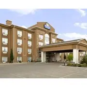 Days Inn and Suites by Wyndham Strathmore