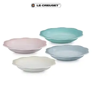 【Le Creuset】琺瑯鑄鐵鍋媽咪鍋26cm 5色可選(贈蕾絲花語系列深圓盤24cm 2入)