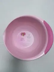 Paris Hilton Mixing Bowl 5 Quarts. Pink , None Slip, With Rubber Bottom.