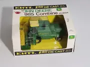 VINTAGE 1/50 ERTL JOHN DEERE 985 COMBINE HYDRO FARM TOY NEW IN BOX