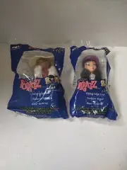 2 Bratz Dolls Sasha & Jade McDonald's 2002 Happy Meal Toys #2128