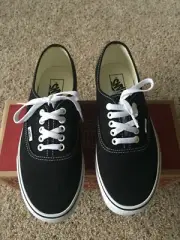 VANS Authentic Black 7.5 Mens/9.0 Womens Brand New with Box