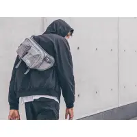 在飛比找Yahoo!奇摩拍賣優惠-全新 現貨 Herschel supply eighteen