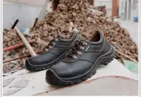 在飛比找Yahoo!奇摩拍賣優惠-英國Walklander 黑色工作鞋靴 沙漠靴 野戰靴 固特