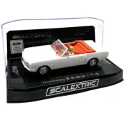 James Bond 007 - Ford Mustang – Goldfinger 1/32 Slot Car Scalextric C4404