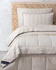 Brooks Brothers Kapok Quilt