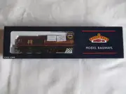 Class 66 Diesel Locomotive 66068 EWS - Bachmann 32-733
