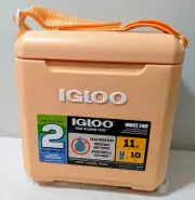 Igloo Tag Along Too 11qt Hard Sided Cooler Holds 14 Cans - Color Apricot New