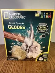 NATIONAL GEOGRAPHIC Break Open 4 Geodes Science Kit – New Goggles, Learning STEM