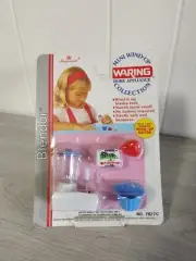 Imperial Wind Up Waring Mini Home Appliances Blender Sealed on Card NOS
