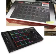 AKAI Professional MPC Studio Midi Music Production Controller with MPC2 Software