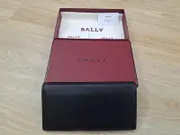 在飛比找Yahoo!奇摩拍賣優惠-BALLY 男用 防刮皮長夾 近全新