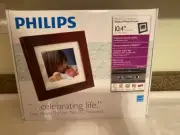 Phillips Home Essentials Digital Brown Wood Photo Frame 10.4" LCD BRAND NEW!