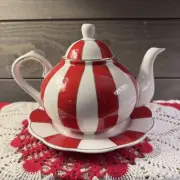Grace’s Teaware Peppermint Teapot With Plate New