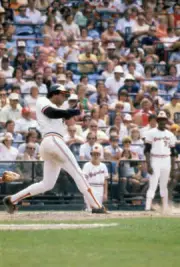 Baltimore Orioles Ken Singleton In Action Baseball 1977 Old Photo 6
