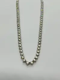 在飛比找Yahoo!奇摩拍賣優惠-白K豪華鑽石項鍊 套鍊 單顆15.4分 共8.64克拉