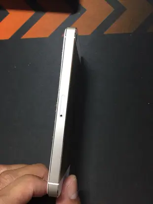 **最殺小舖**中古iphone5s 金色 16g 二手apple 蘋果手機 外觀漂亮 功能正常使用痕跡 女用一手