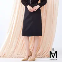 在飛比找momo購物網優惠-【MYVEGA 麥雪爾】MA裝飾帶環Hline八分窄裙-黑
