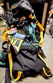 rokk flat iron internal frame pack
