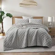 Morgan and Reid Checkered Silver Snuggle Fleece Comforter Set