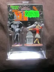 Halloween Lemax Spooky Town, Undead Groove #12013 2021