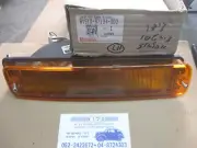 81510-87104-000 Daihatsu Applause Front Bumper Turn Signal LH Side Original NOS