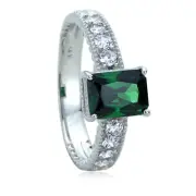 Women 8.5 mm 14K White Gold 1.5 ct Simulated Emerald CZ Wedding Engagement Ring