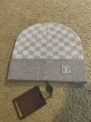 Louis Vuitton Beanie Damier Petite Grey LV Monogram Logo / LV Wool Beanie / New
