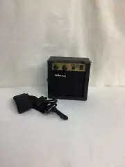 PG-05 5W Mini Guitar Amplifier With Adjustable Strap with Box New (B1)