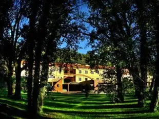 赫爾特山谷水療酒店Hotel Balneario Valle del Jerte