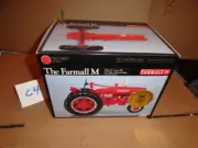 1/16 farmall m precision ffa toy tractor