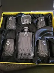 ELIDOMC 5pc. Whiskey Decanter & Glass Set - NIB Never Used