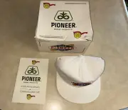 Vtg NOS PIONEER SEED CORN Agriculture FARM WHITE CORDUROY HAT CAP K-BRAND W Box